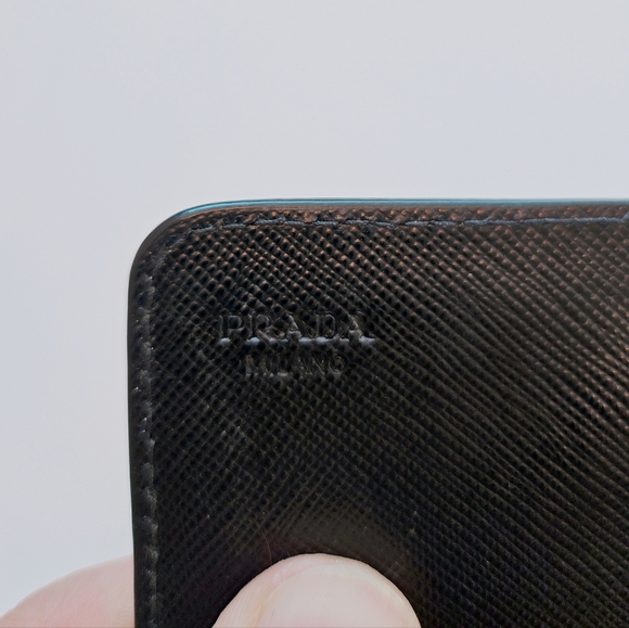 PRADA Saffiano Card Holder Wallet Gold Hardware Logo. - Picture 14 of 14